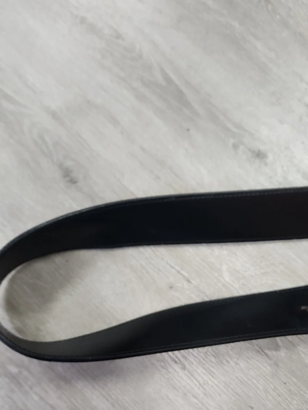 Louis Vuitton Black Leather Belt altered Small  Travelling REQUISITES